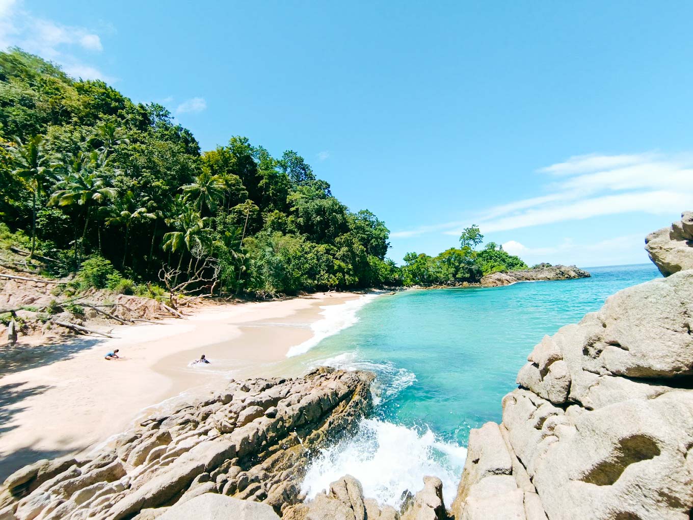 Pantai Werahung foto by Hendra Stefanus