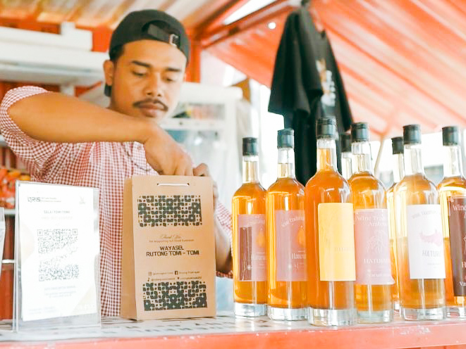 Wine Tomi tomi Rutong